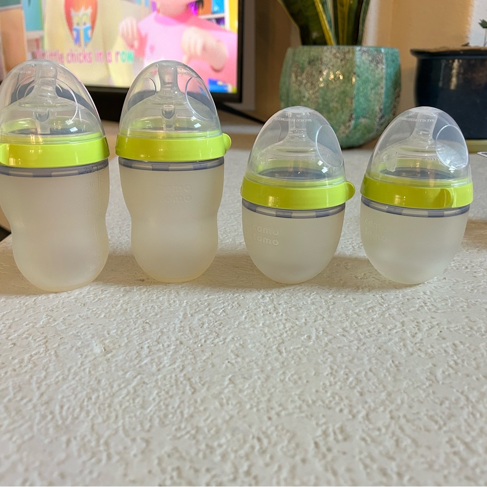 Comotomo Bottles